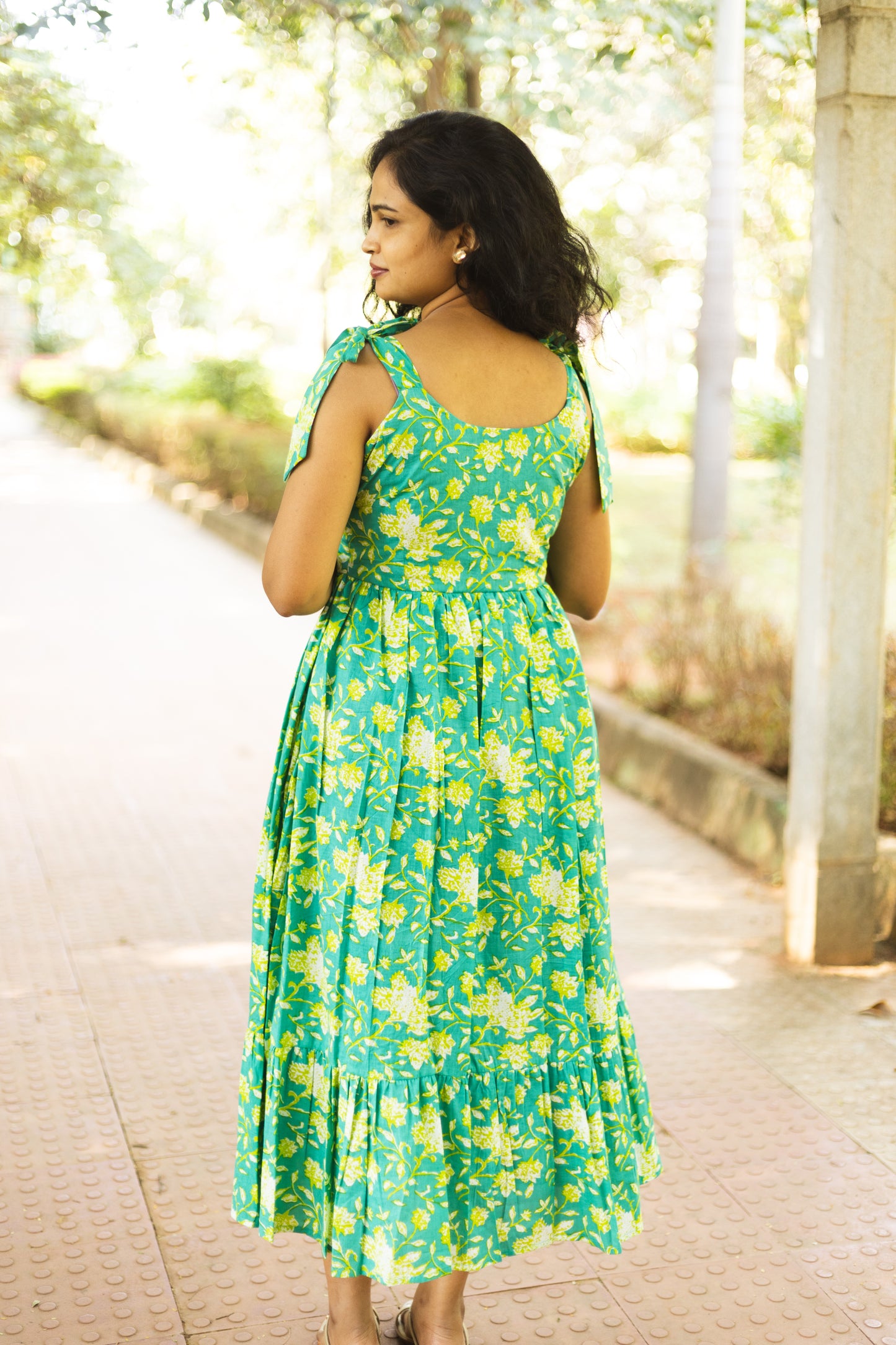 Willora Shoulder Tie Cotton Midi Dress