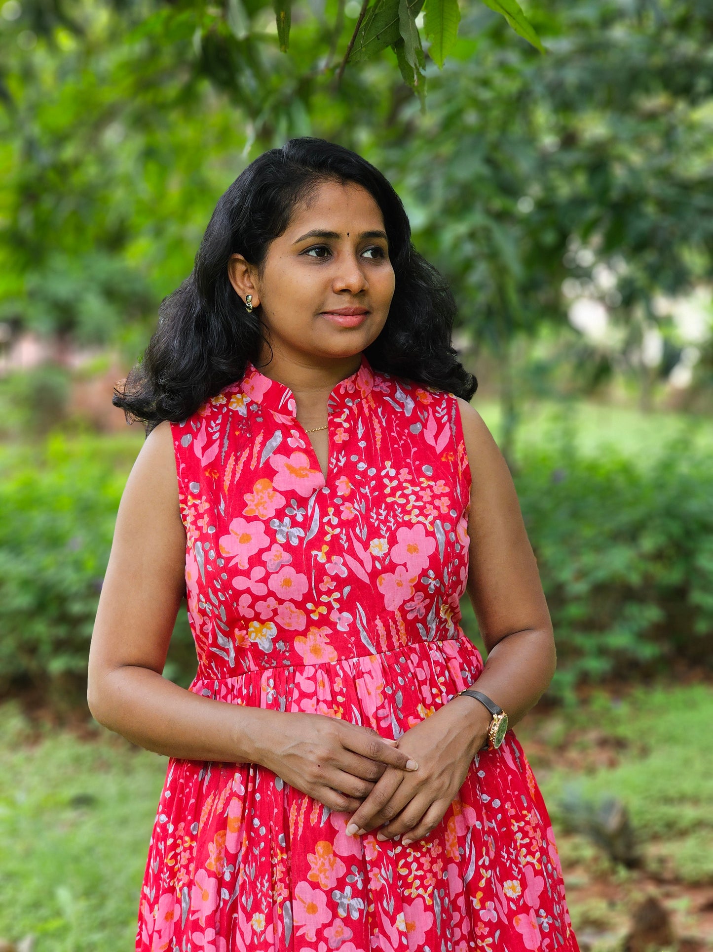 Scarlet Bloom Midi Dress