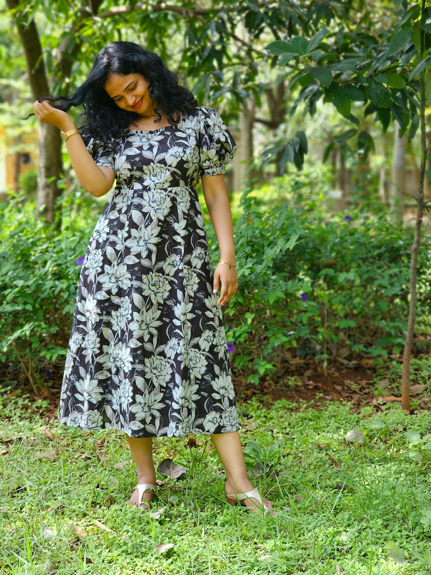 Noir bloom kali Dress