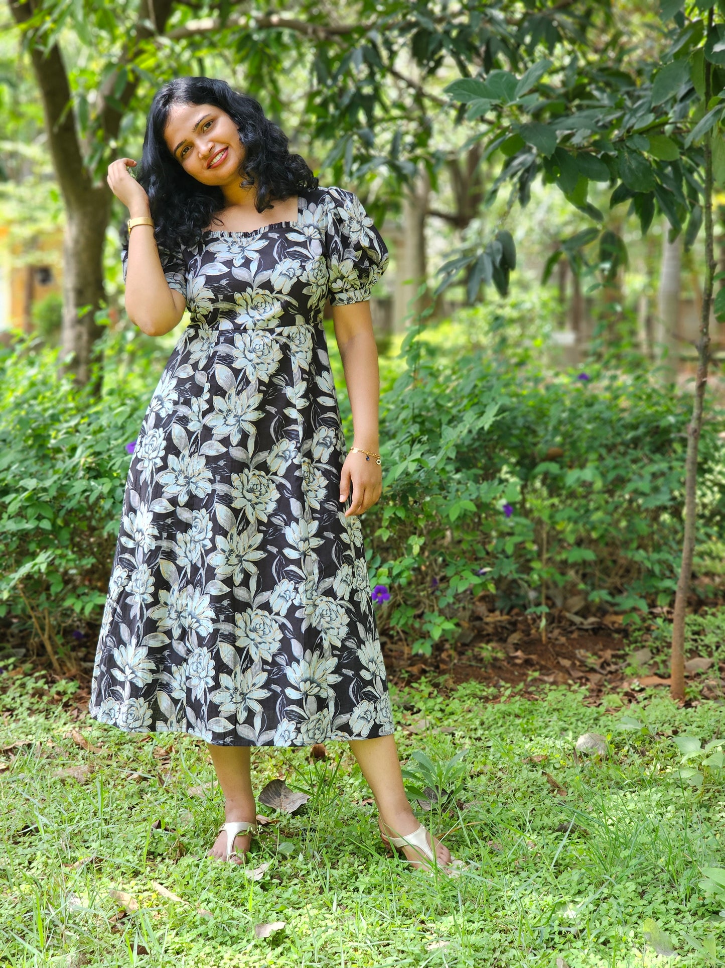 Noir bloom kali Dress