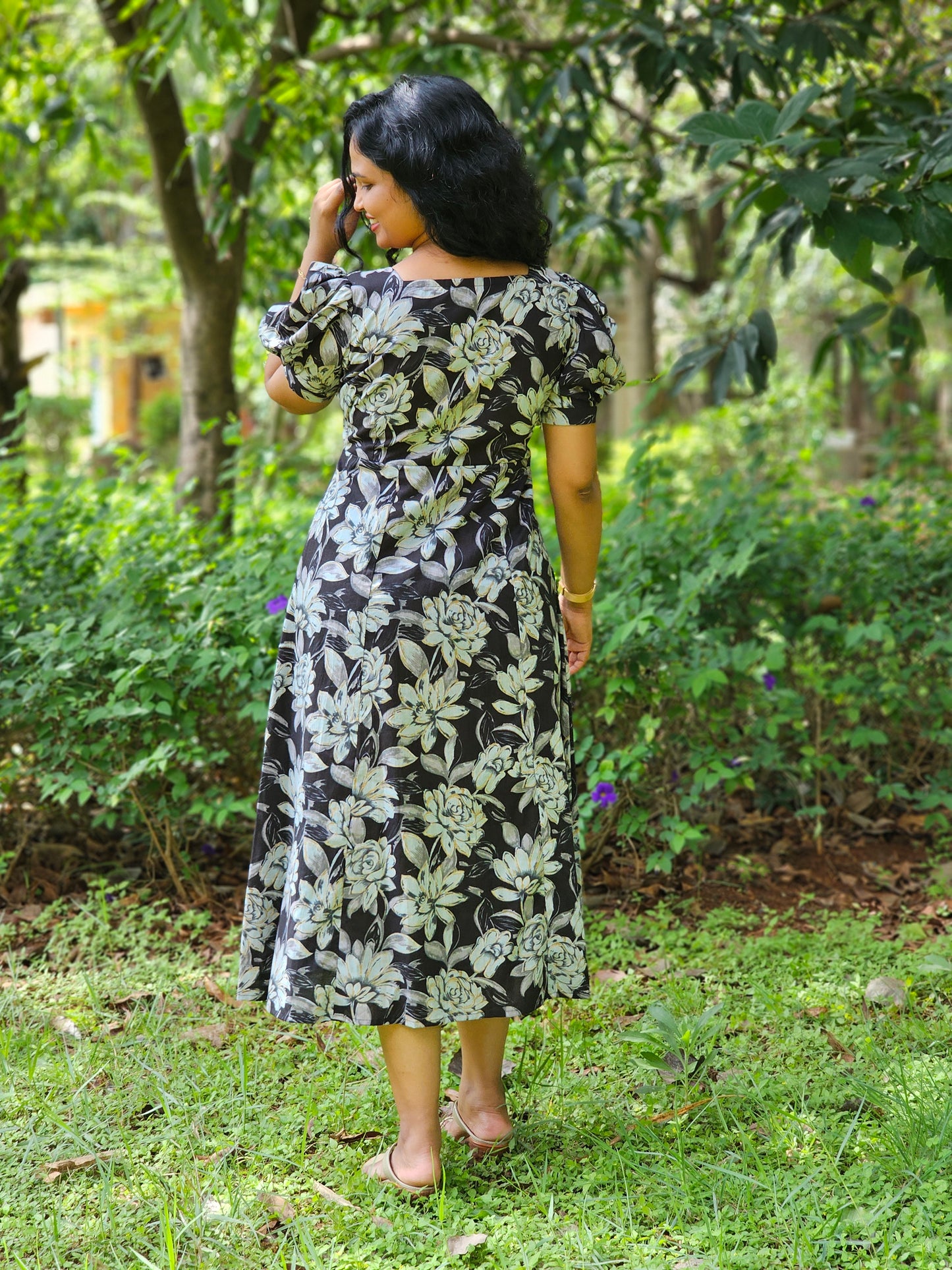 Noir bloom kali Dress