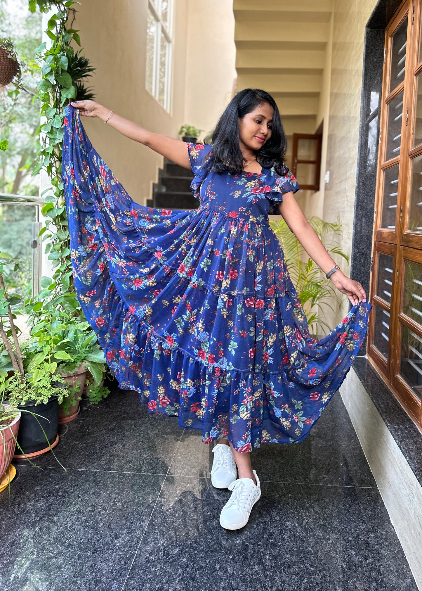 Nyra Blue Floral Midi Dress