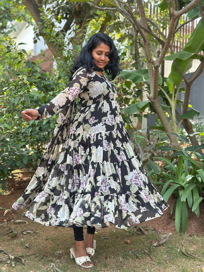 Sunehri Tiered Anarkali  Kurta with Dupatta Set