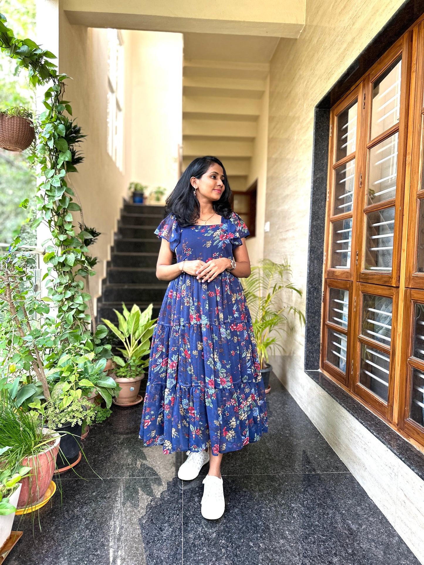Nyra Blue Floral Midi Dress
