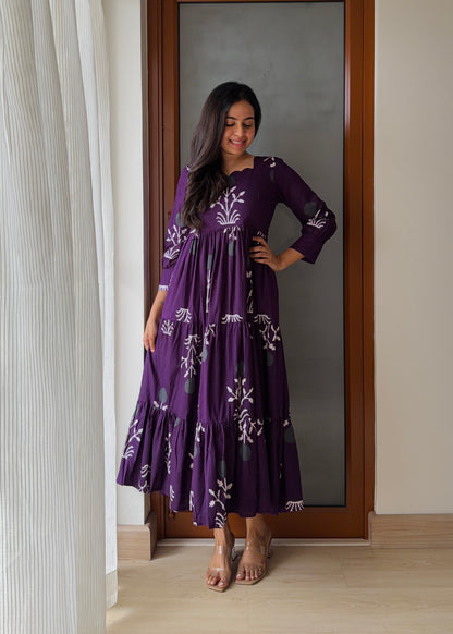 Velura 3 tiered midi Dress