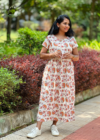Light Yellow Paisley Printed Maternity & Feeding Loungewear