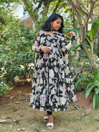 Sunehri Tiered Anarkali  Kurta with Dupatta Set