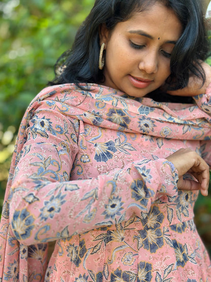 Heera Kali Kurta & Dupatta Set