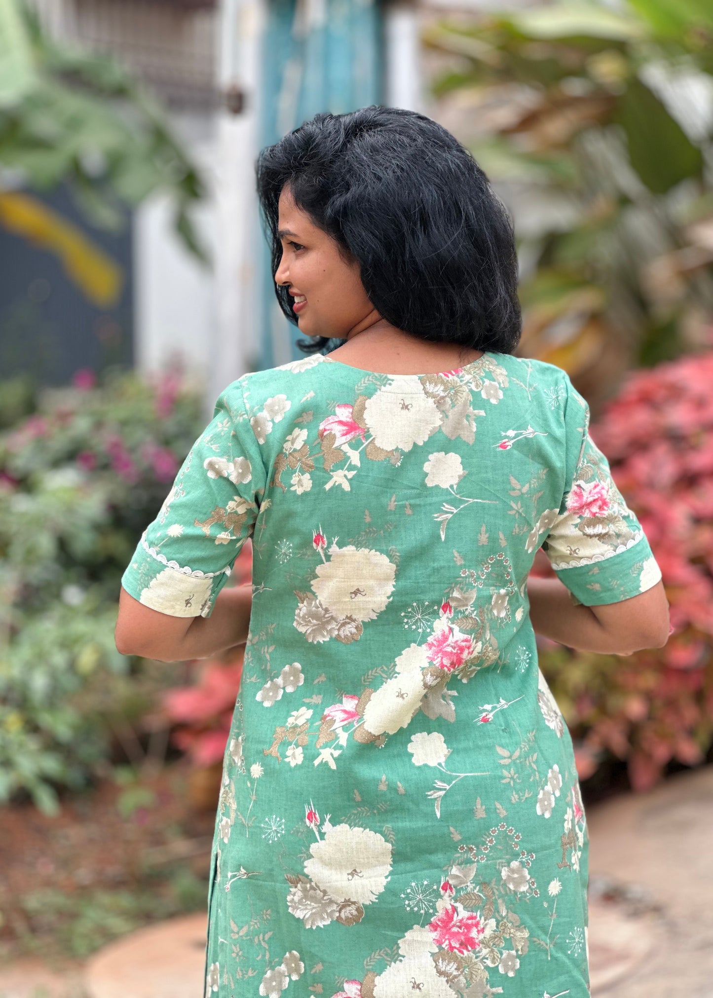 Evara Floral Green Kurta Set