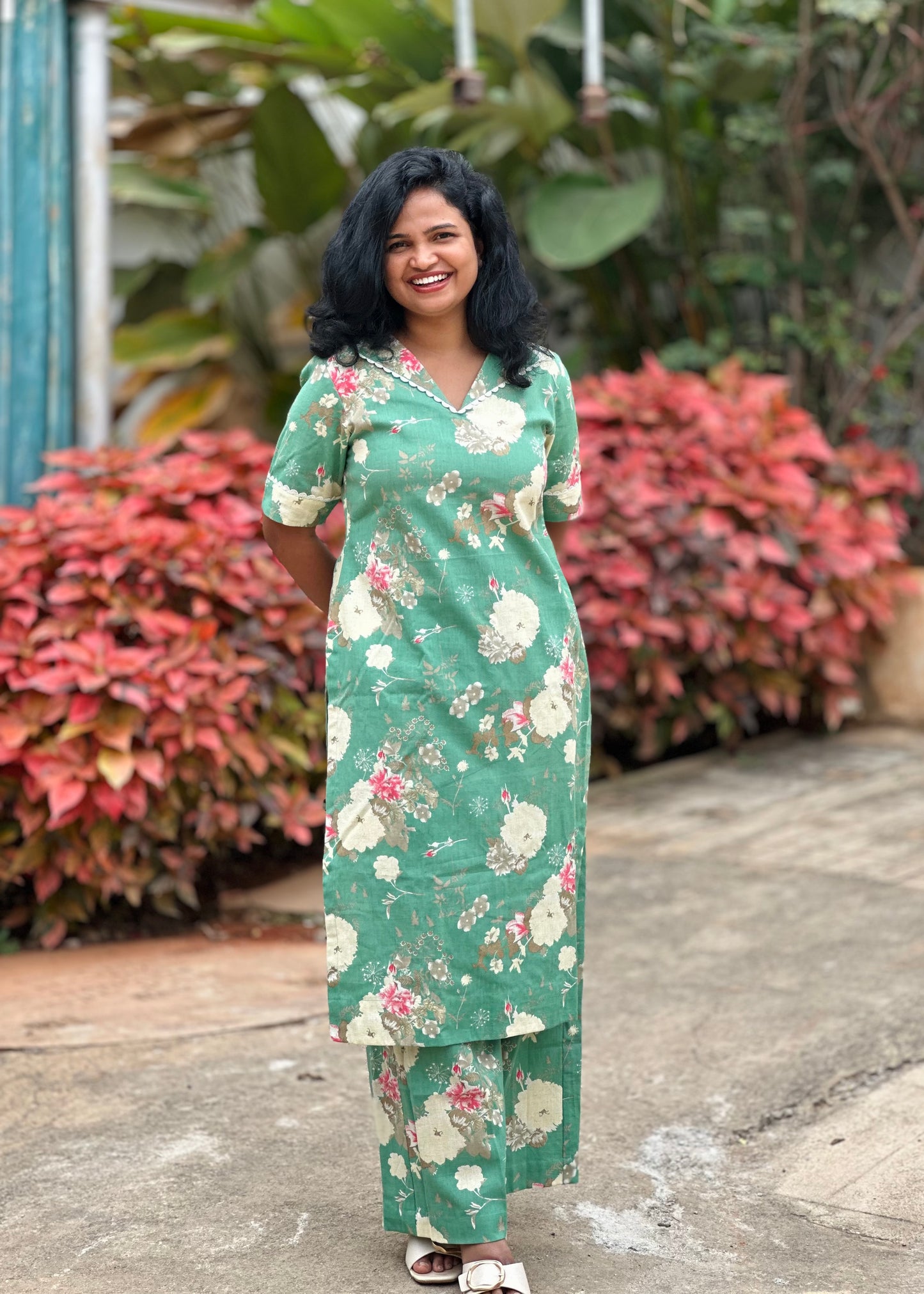 Evara Floral Green Kurta Set