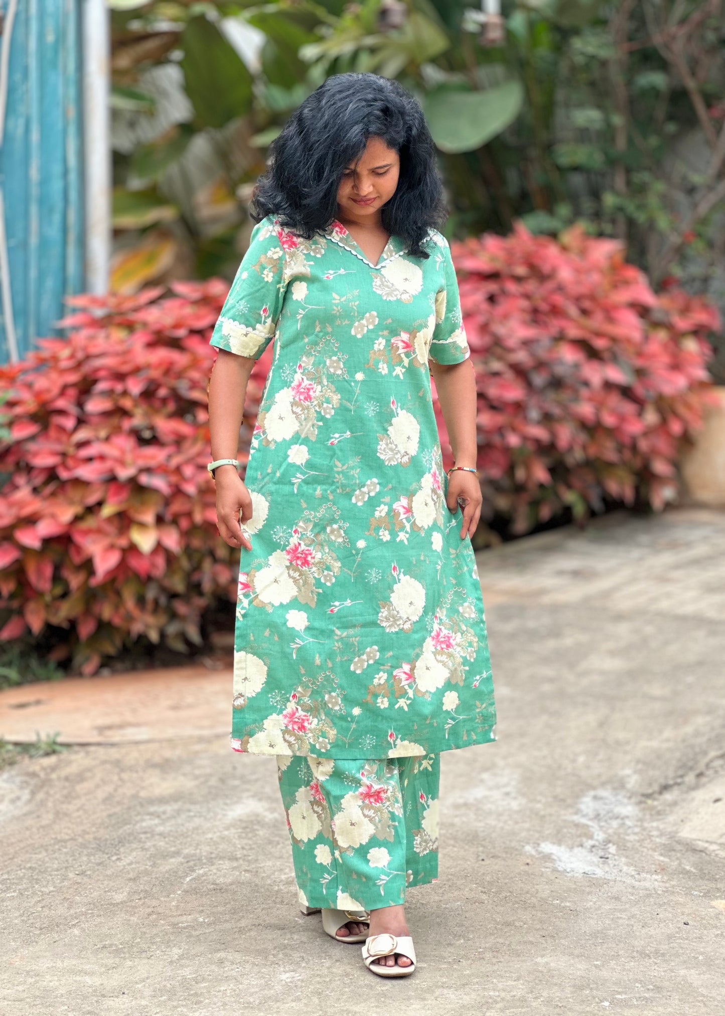 Evara Floral Green Kurta Set