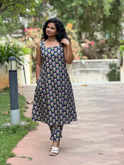 Neel Kurta Set